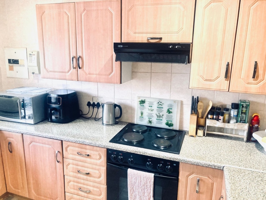 3 Bedroom Property for Sale in Mabopane Unit M North West